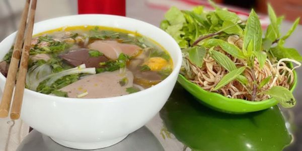 Cô Ba Quán - Bún, Phở & Cơm Rang - Vũ Lăng