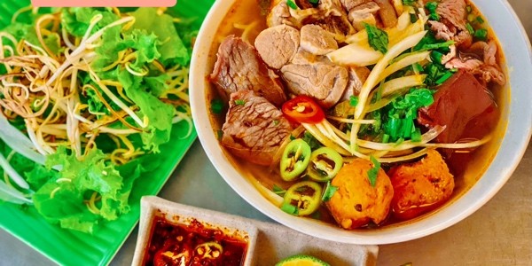Món Ngon Xứ Huế - Hoàng Hoa Thám