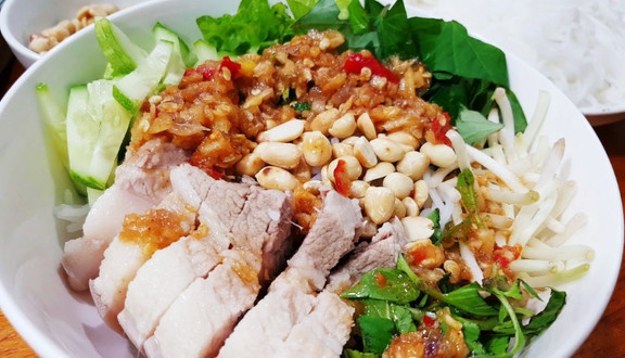 Ku Bin - Bún Nước Tương, Bún Mắm Nêm & Bún Thịt Xào - Nguyễn Khuyến