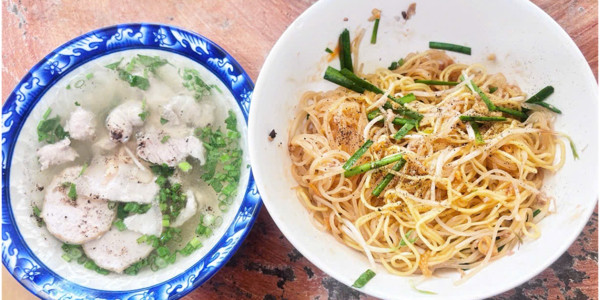 Bé Bầu - Hủ Tiếu Mì Khô, Bánh Canh & Bún Mọc