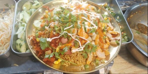 Bánh Mì & Trà Chanh - Tư Đình