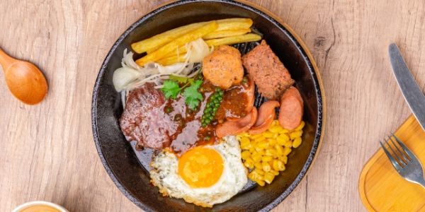 Beefsteak, Mì Ý & Bánh Mì Phương Nhi - Nguyễn Ảnh Thủ