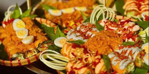 Cái Tiệm Của Nọng - Bánh Tráng Trộn, Gà Rán & Cơm Trộn - 135 Lý Triện