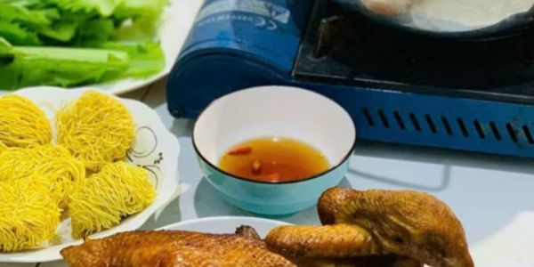 Quán Gà Tre Hấp Hành - Quang Trung