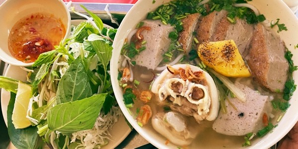 Bánh Canh Chả Cá Nghĩa Quán - Hủ Tiếu & Bún Mọc - Nguyễn Thiện Thuật