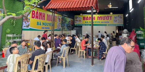 Bà Nguyên - Bánh Mướt Gia Truyền
