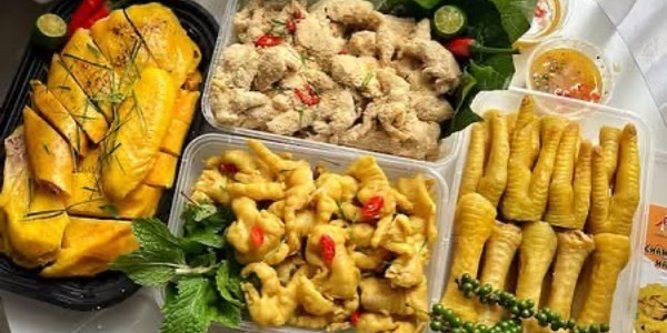 Super Chicken - Tiệm Gà Online - Vườn Chuối