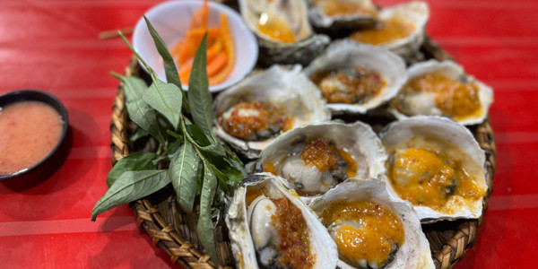 Huỳnh Phú - Hàu Sữa - 50 Tô Hiệu