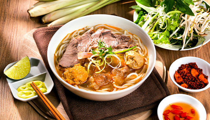 Bún Bò Huế - Bảo Phong - Nguyễn Thị Lưu