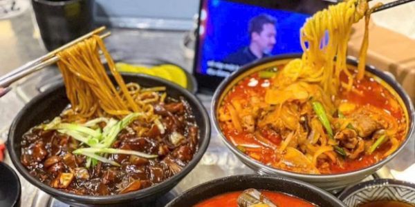 Truyền Thuyết Champong - Quận 3