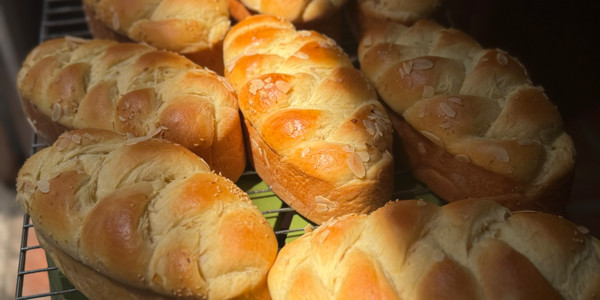 Gianhung’ Bakery - Trung Văn