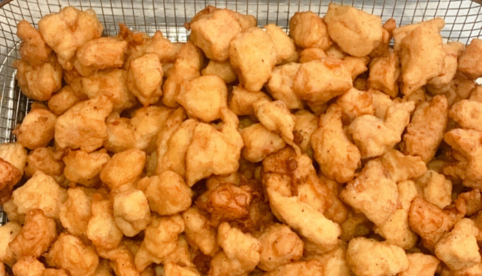 Ăn Vặt Lai Rai A Béo - Gà Lắc & Gà Sốt - 127 Huỳnh Thúc Kháng