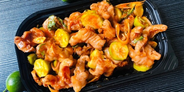 Ăn Vặt Nafood - Chân Gà Sốt Thái Với Trứng Non