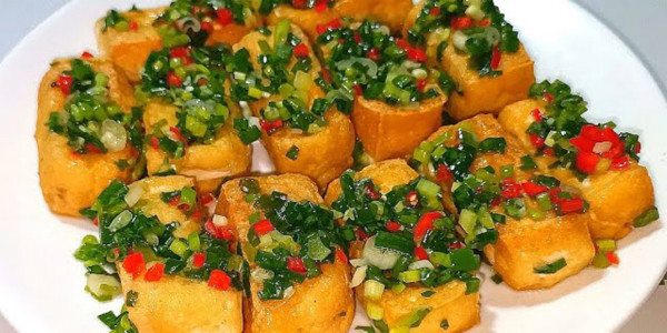 Món Nhậu Lai Rai Ding Dong - Vú Heo Nướng Chao & Lòng Heo Xào Nghệ Xúc Bánh Đa