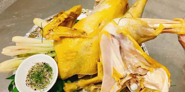 Gà Hấp Lá Chanh DT FOOD