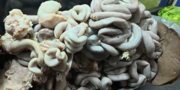 A Danh - Cháo Lòng Má Heo & Bánh Hỏi Heo Quay - Vườn Lài