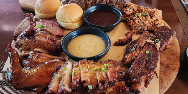 Poomba's Smokehouse Restaurant