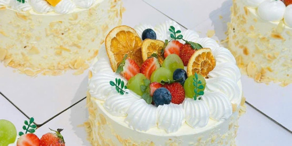 Bánh Kem Bột Bakery - 748A Huỳnh Tấn Phát