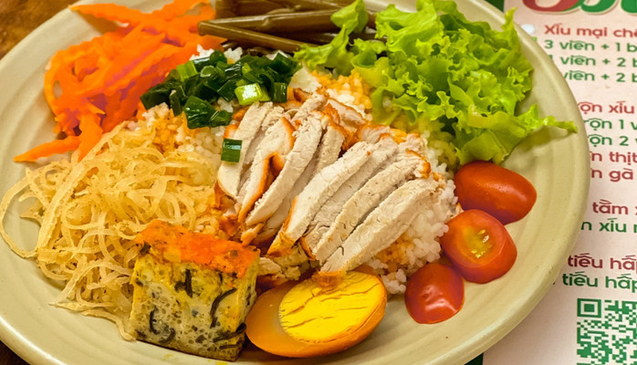 3 Bữa - Cơm Tấm Xíu Mại - Hẻm 8, Trần Hưng Đạo