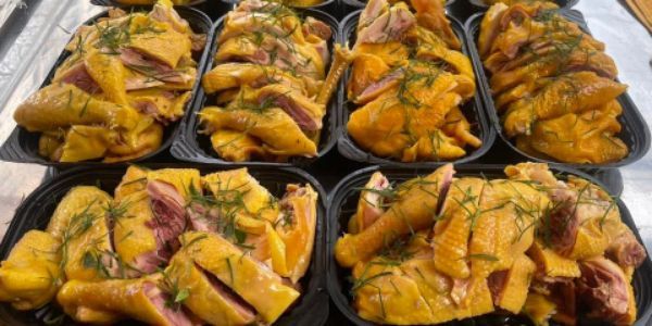 Gà Hấp Lẩu Nướng Đồ Ăn Vặt - Gà - Bạch Mai