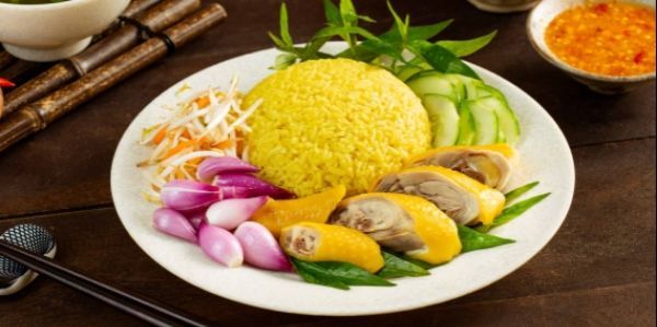 Tuyết Nhung - Cơm Gà Phú Yên - Triệu Việt Vương