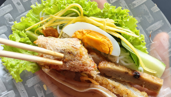 MÍA - Mẹt Cuốn Thập Cẩm