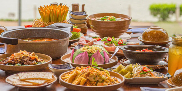 Hoàng Yến Vietnamese Cuisine - Hai Bà Trưng