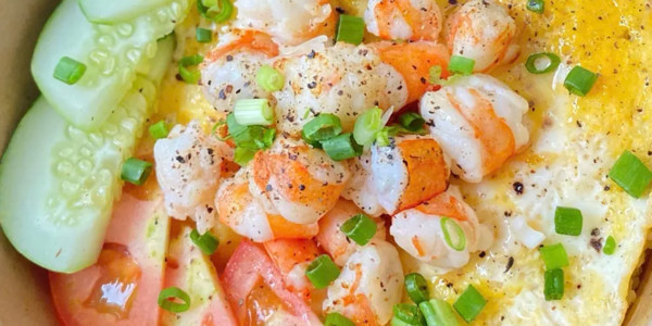 Mì Trộn - Cơm Phủ Trứng - Hoàng Ngân