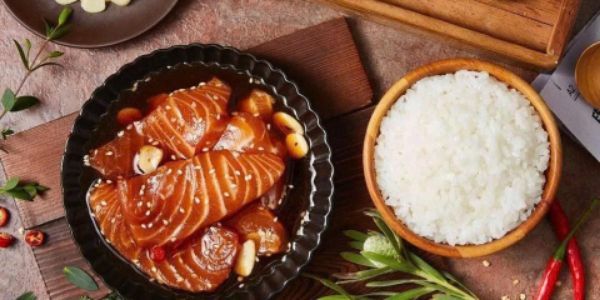 Cá Hồi Ngâm Tương - JK Kitchen