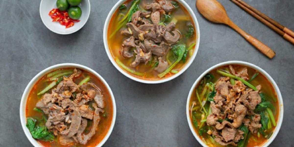 Mỳ Cay Xé Lòng - Triều Khúc