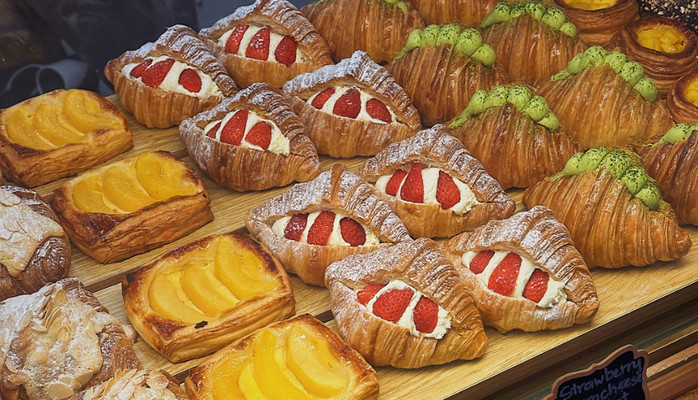 De Beurre - Croissant - Phan Bội Châu