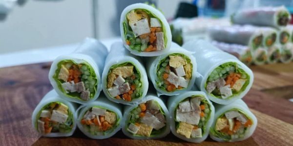Bếp Nhà Chin - Cơm Gà & Phở Cuốn - Đường Số 5