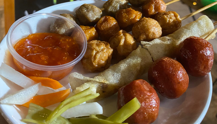 Gấu - Ăn Vặt - Nguyễn Văn Bạch