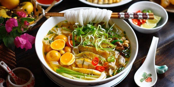 Phở Tràng An - Phở Gà & Bún Chả Hà Nội