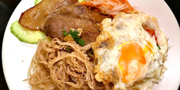 Cơm Tấm - Quỳnh - Âu Cơ