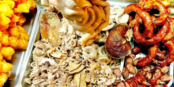 Cô Ba Cháo Lòng Dồi Sụn - Lòng Luộc