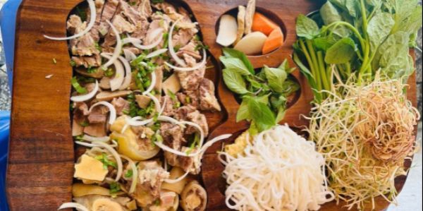 Bún Bò Hương - Trần Hoàng Na