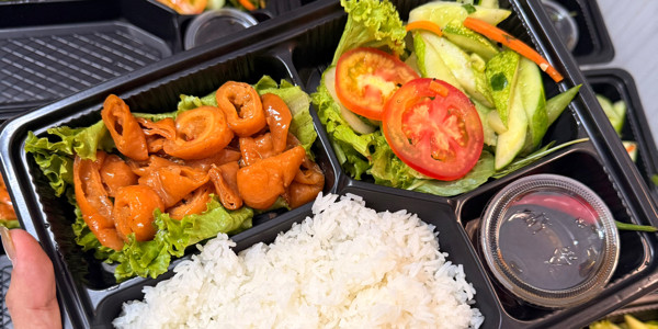 Cơm - Cô Thủy - 120 Hàn Thuyên