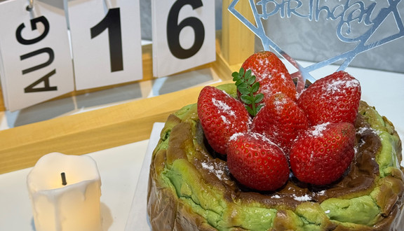 Lá Bakery - Bánh Ngọt - Cộng Hoà