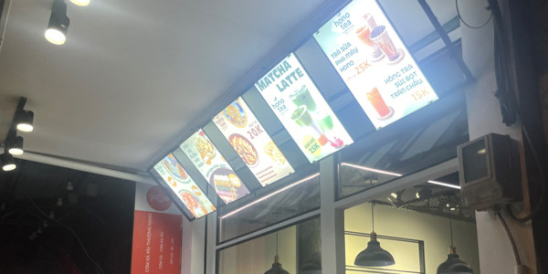 Tiệm Bánh Đồng Xu Ruby - Lạp Xưởng Nướng Đá & Trà Chanh Giã Tay - 78 Trường Chinh