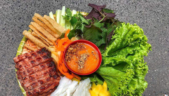 Cô Nga - Nem Nướng - Nha Trang