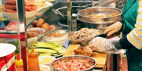 Bánh Mì Trong NHÂN Có TÂM - Bình Đáng