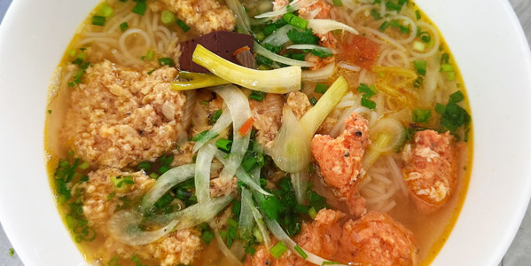 Bếp Nhà Corn - Bún & Bánh Canh - Bàu Tràm Lakeside