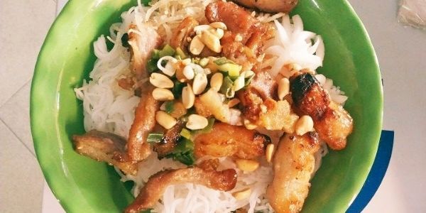 Cơm Tấm & Bún Thịt Nướng - Kiều Oanh