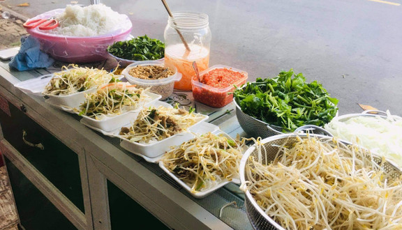 Quán Ăn NaNa - Bún Thịt Xào, Bánh Ướt & Bánh Hỏi - Chợ Mỹ Ngãi