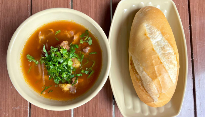 Bếp Nhà Sạch - Sốt Vang Bánh Mì, Cháo & Mì Trộn - Tân Xuân