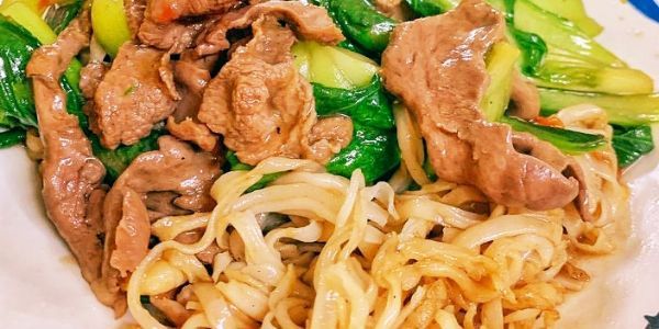Phương Béo - Phở Xào, Mỳ Xào & Chân Gà Ngâm