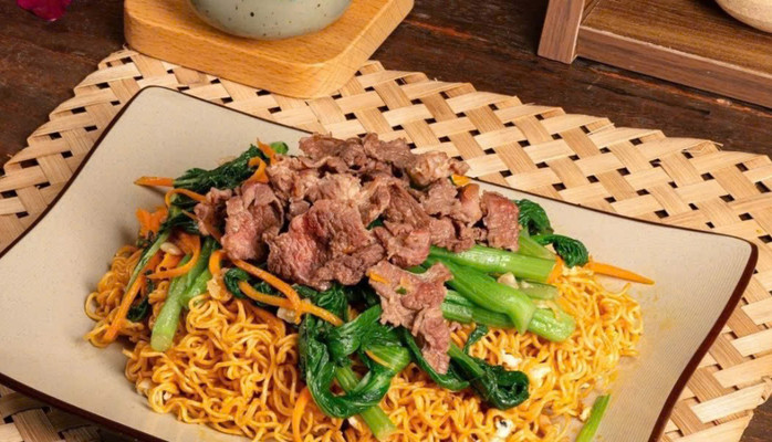 Bếp Khuya - Food - Cách Mạng Tháng 8