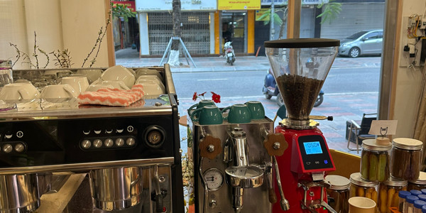 Nona Coffee & Bake - 22G Lương Khánh Thiện