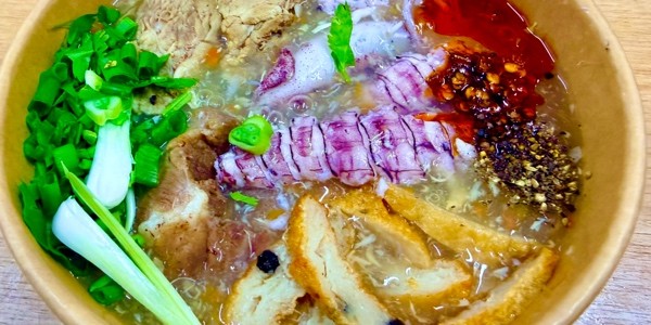 Nei Nei Bánh Canh Mực, Tôm Tít